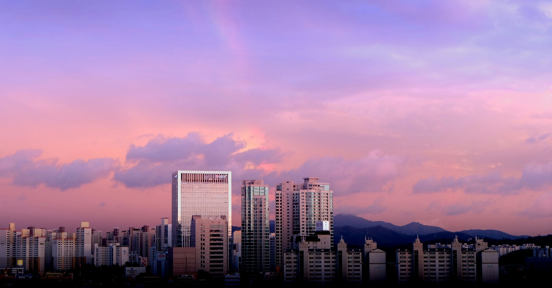 Seoul skyline at sunset